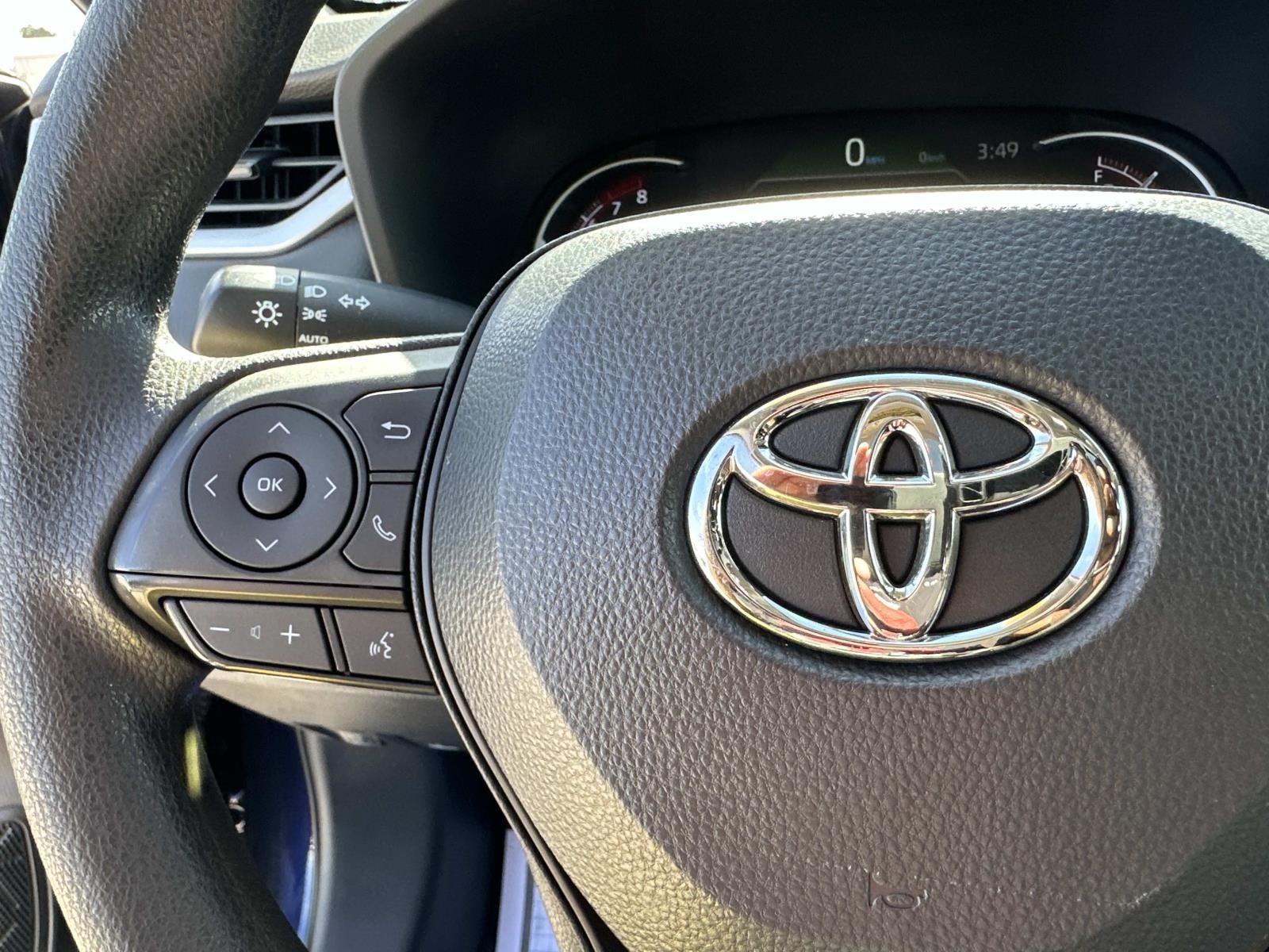 2023 Toyota RAV4 XLE FWD