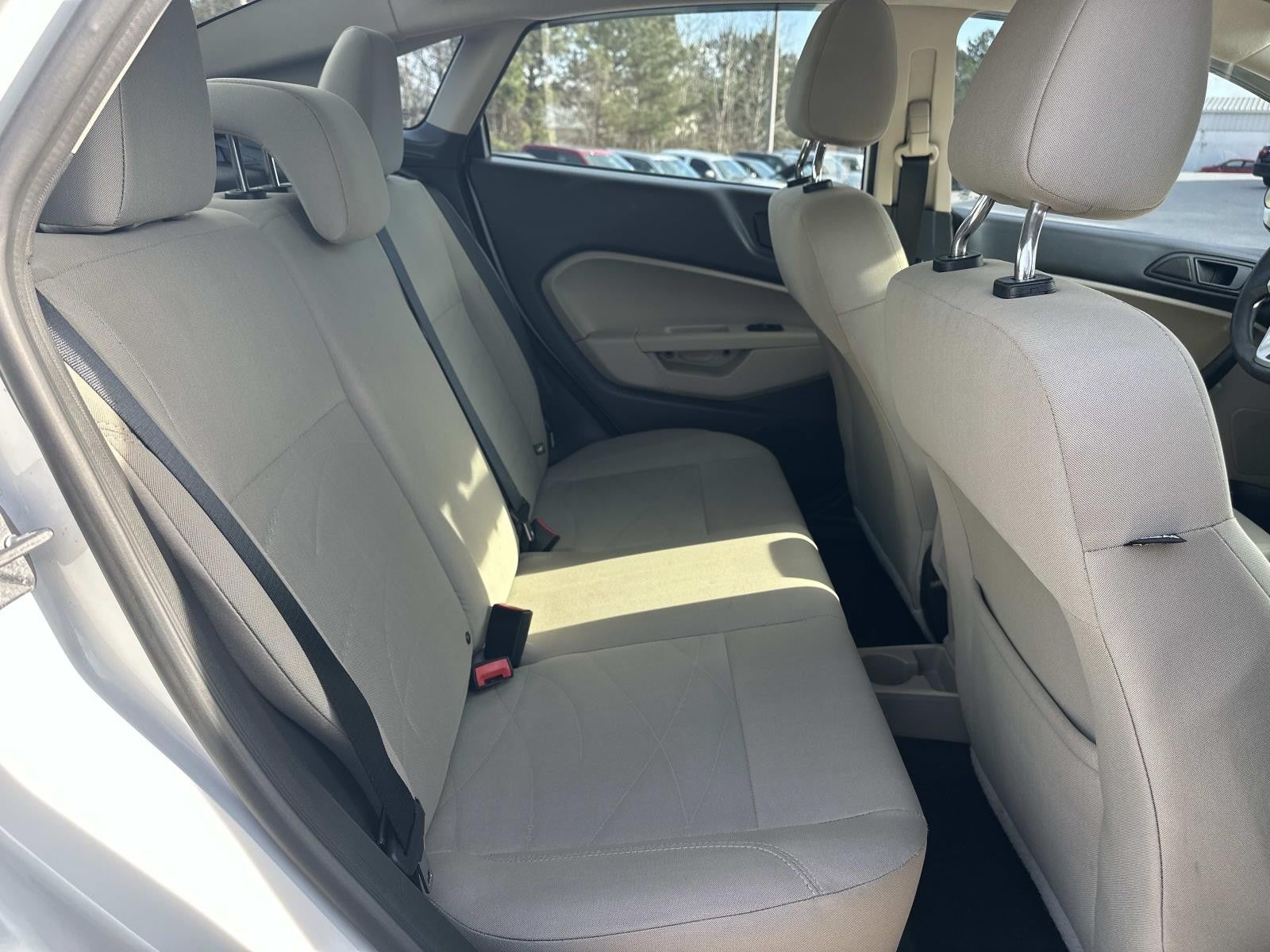 2018 Ford Fiesta SE SEDAN