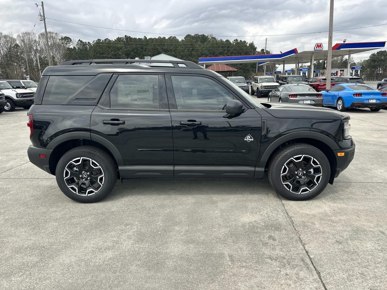 2025 Ford Bronco Sport OUTER BANKS 4X4