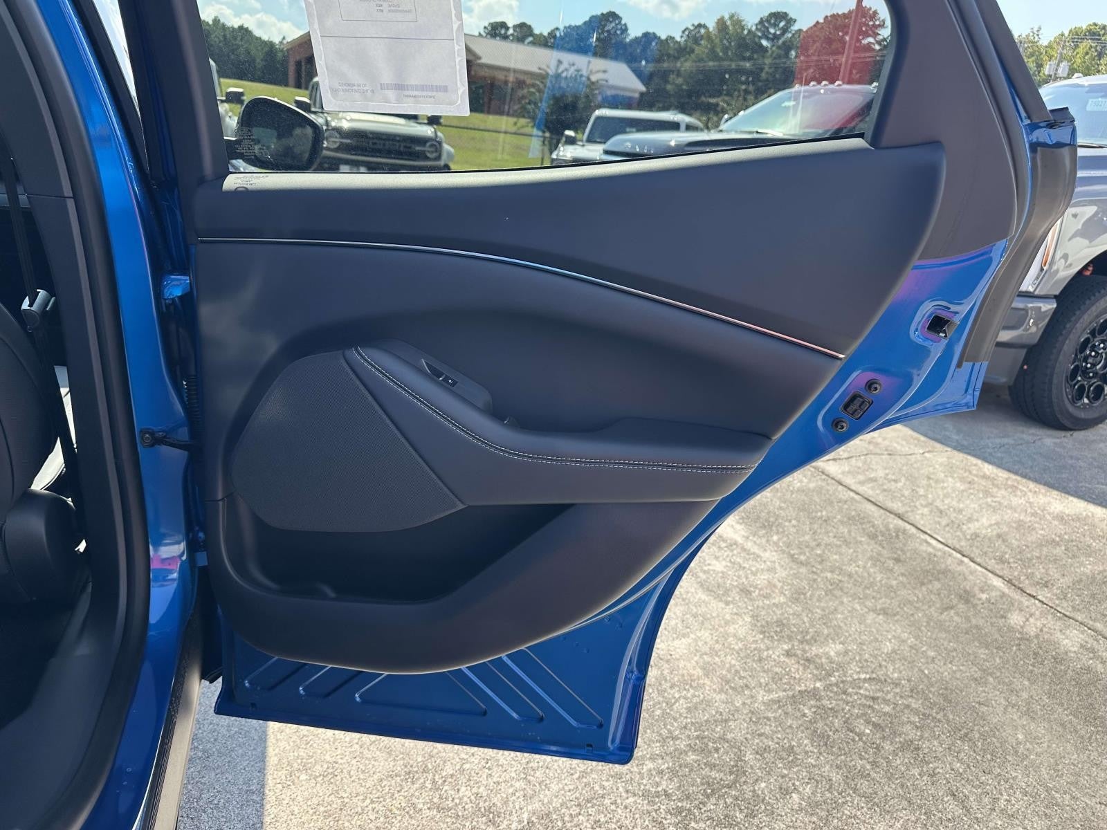 2025 Ford Mustang Mach-E SELECT RWD