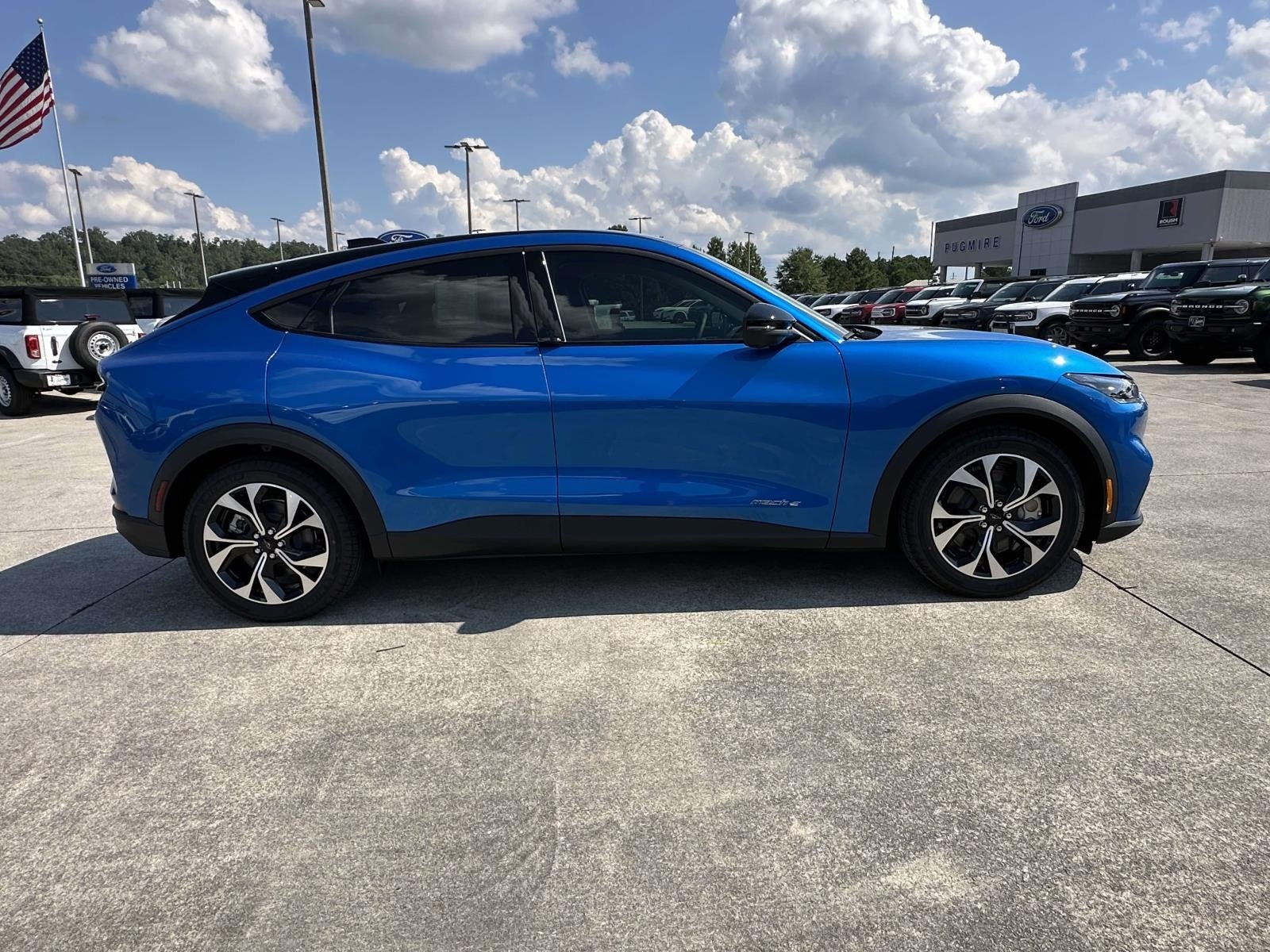 2025 Ford Mustang Mach-E SELECT RWD