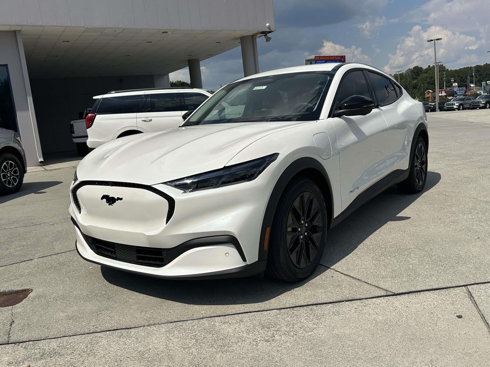 2025 Ford Mustang Mach-E SELECT AWD