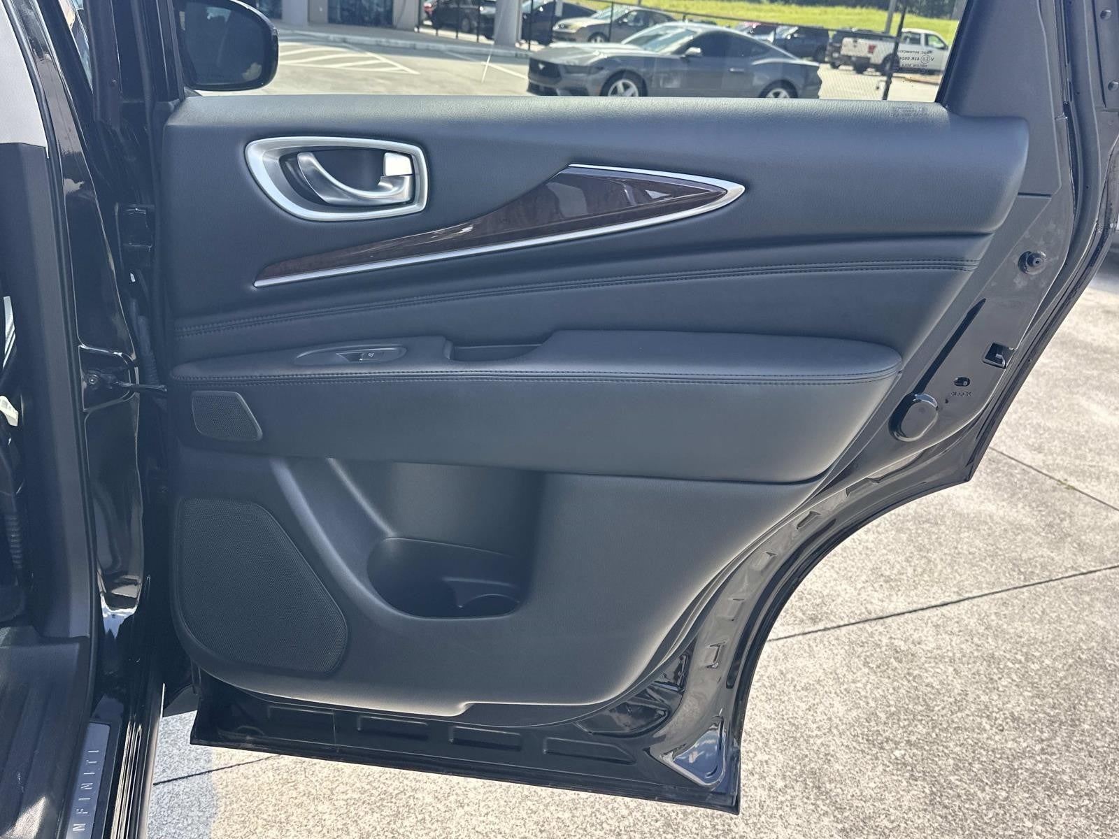 2014 INFINITI QX60 SUV