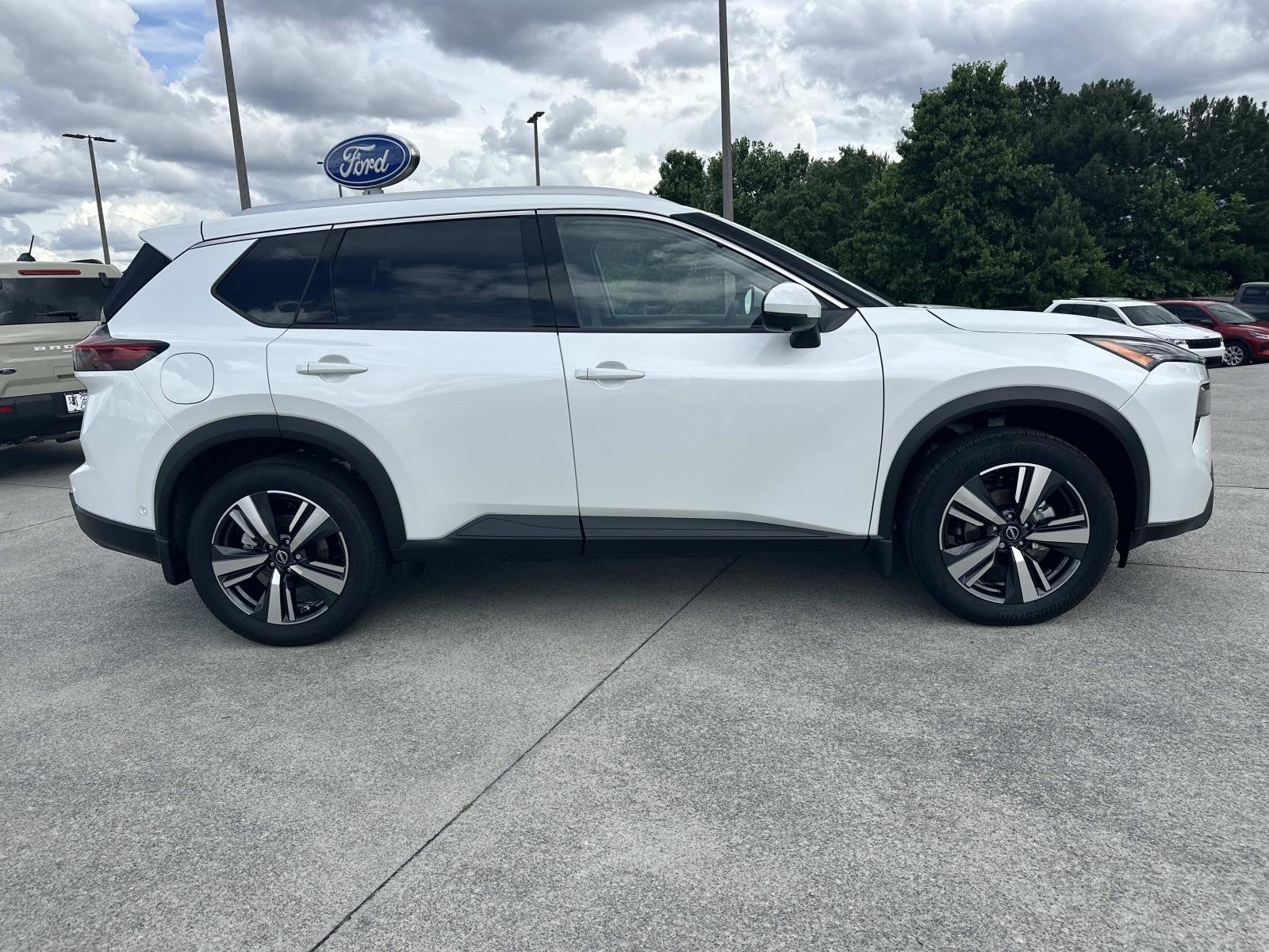 2024 Nissan Rogue SL PREMIUM