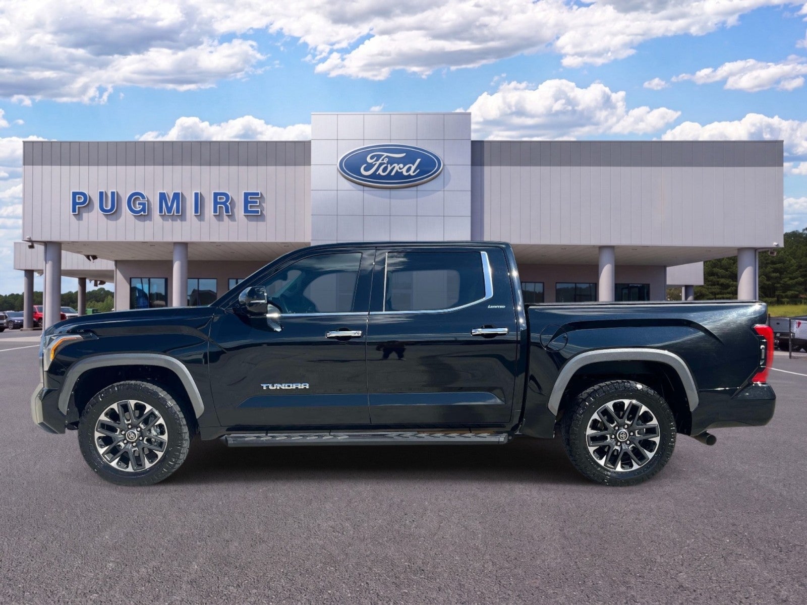 2023 Toyota Tundra LIMITED
