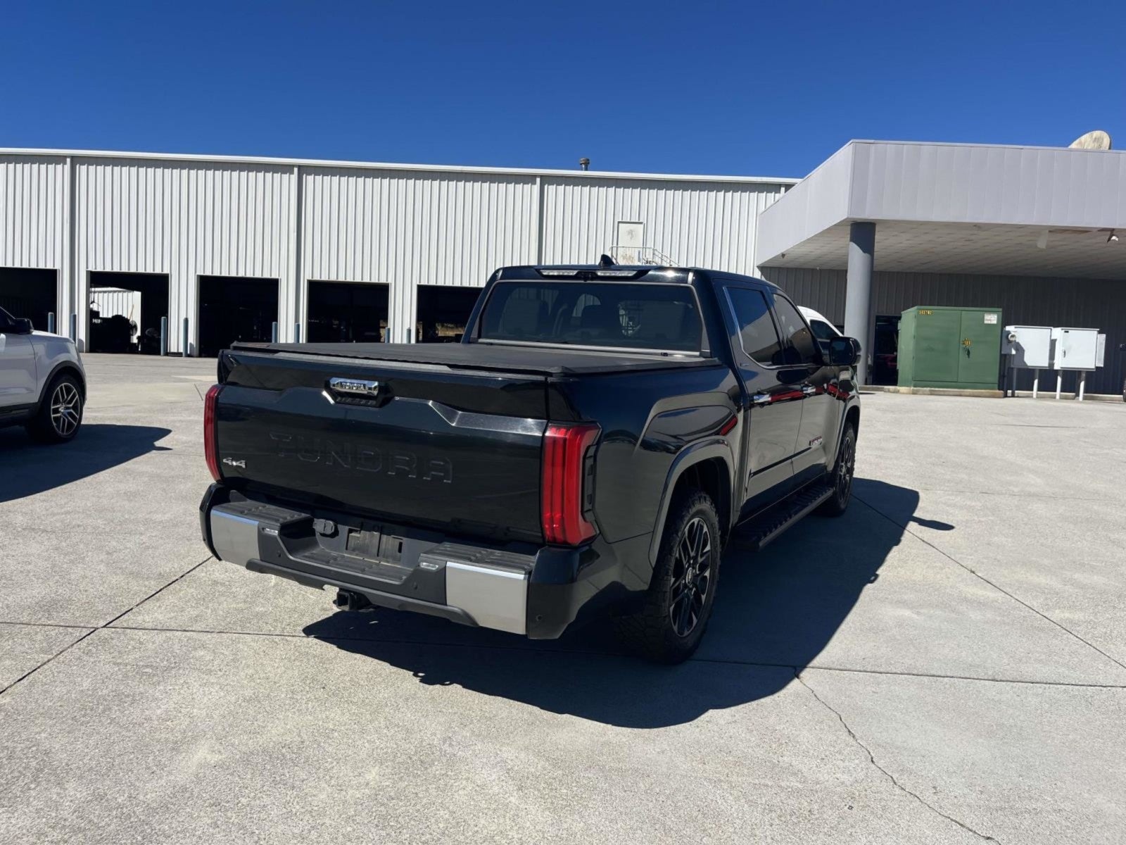 2023 Toyota Tundra LIMITED