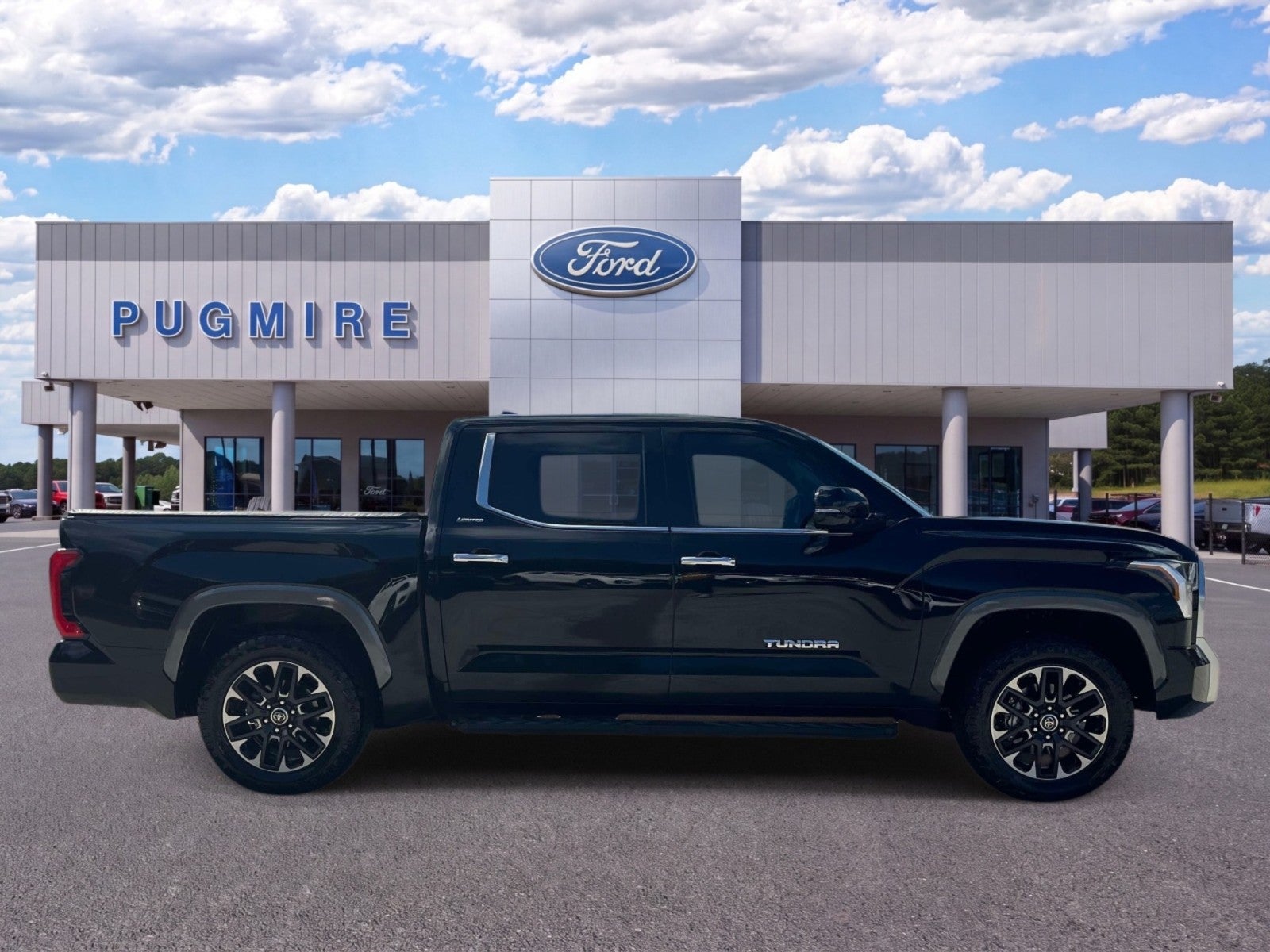 2023 Toyota Tundra LIMITED