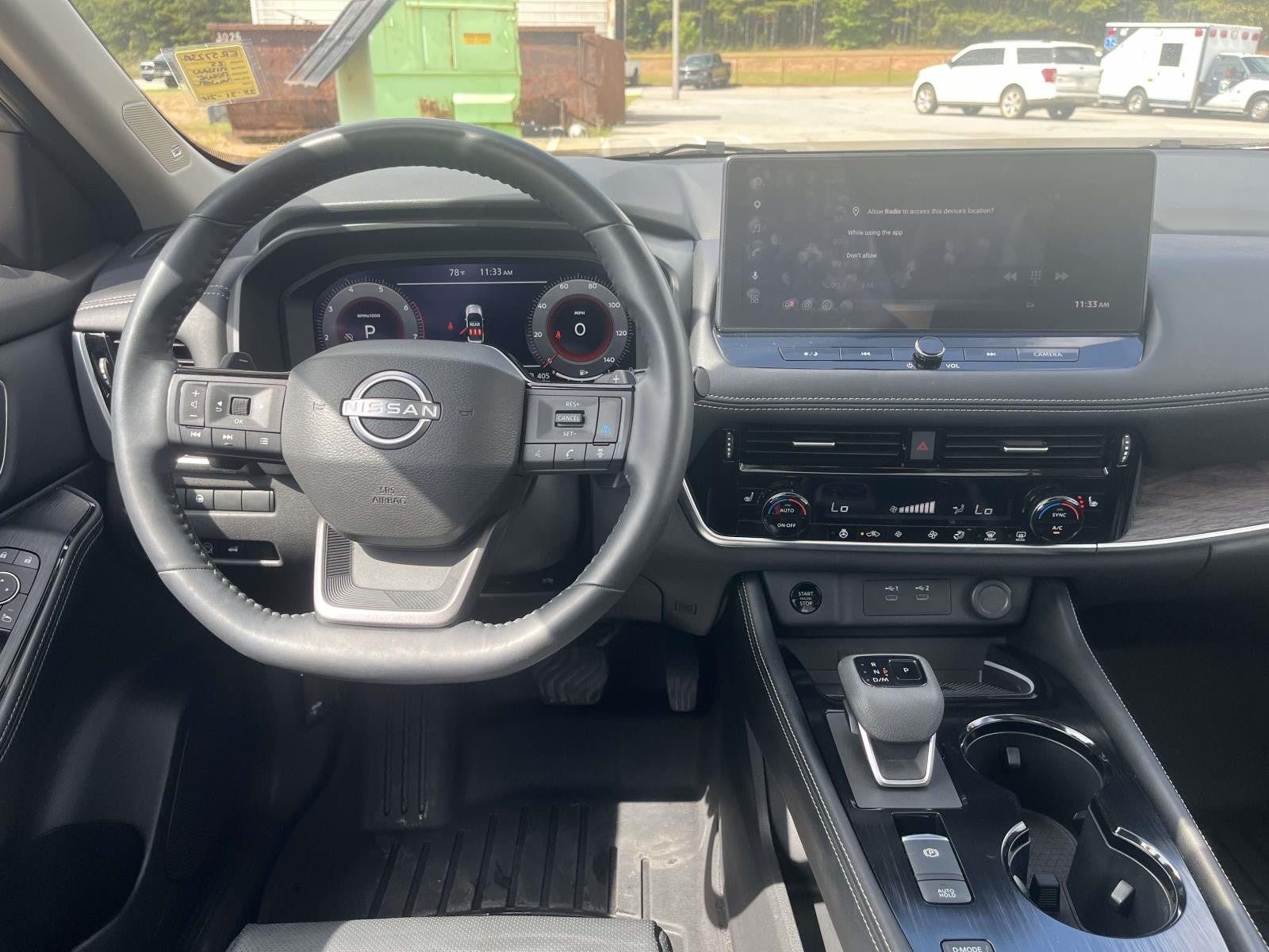 2025 Nissan Rogue PLATINUM