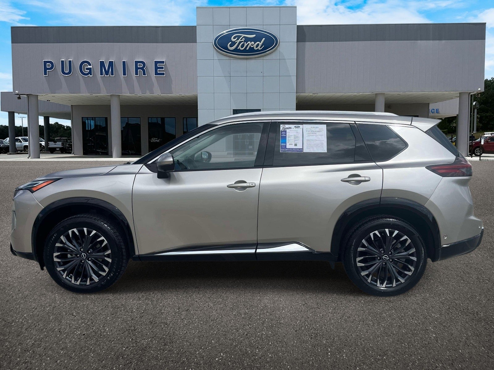 2025 Nissan Rogue PLATINUM
